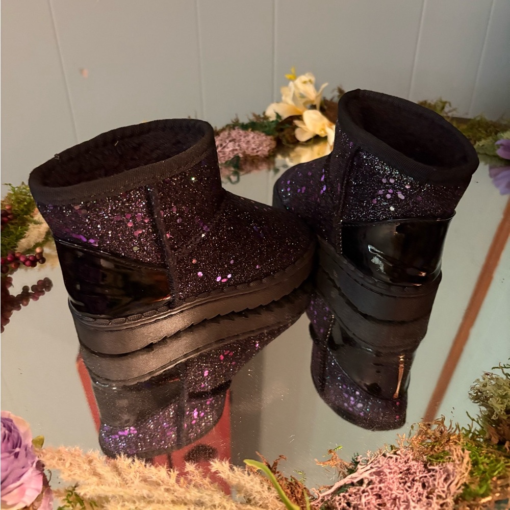 Black glitter Boots